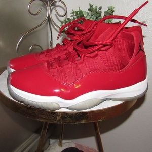 NIKE Jordan Men's Air 11 Retro